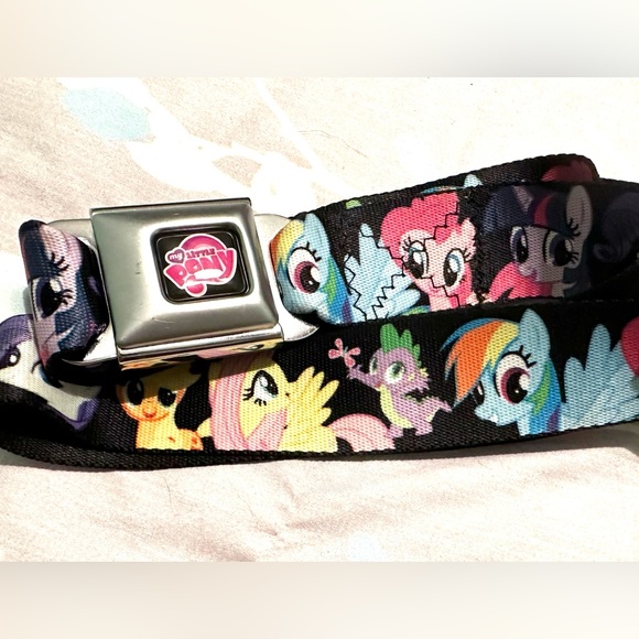 My Little Pony Buckle-Down Unisex Seatbelt Belt - Picture 4 of 5